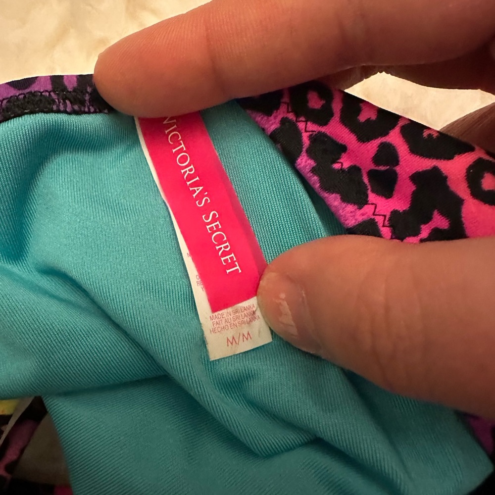 Victoria Secret bikini. - Picture 3 of 3